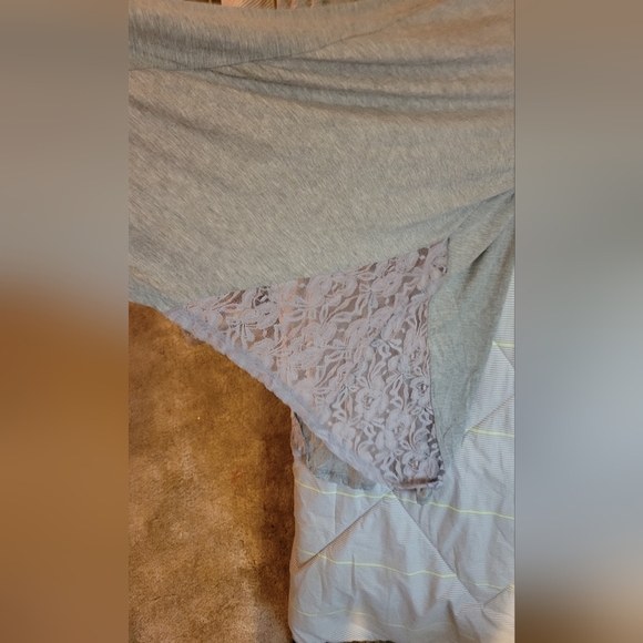 MacKenzie & James Gray Lace Accent Long Sleeve 3X - Picture 6 of 6